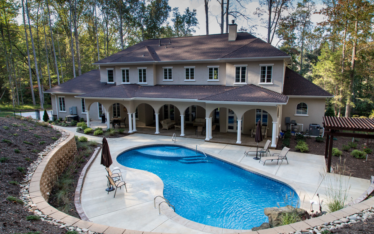 Backyard Design with swimming pool